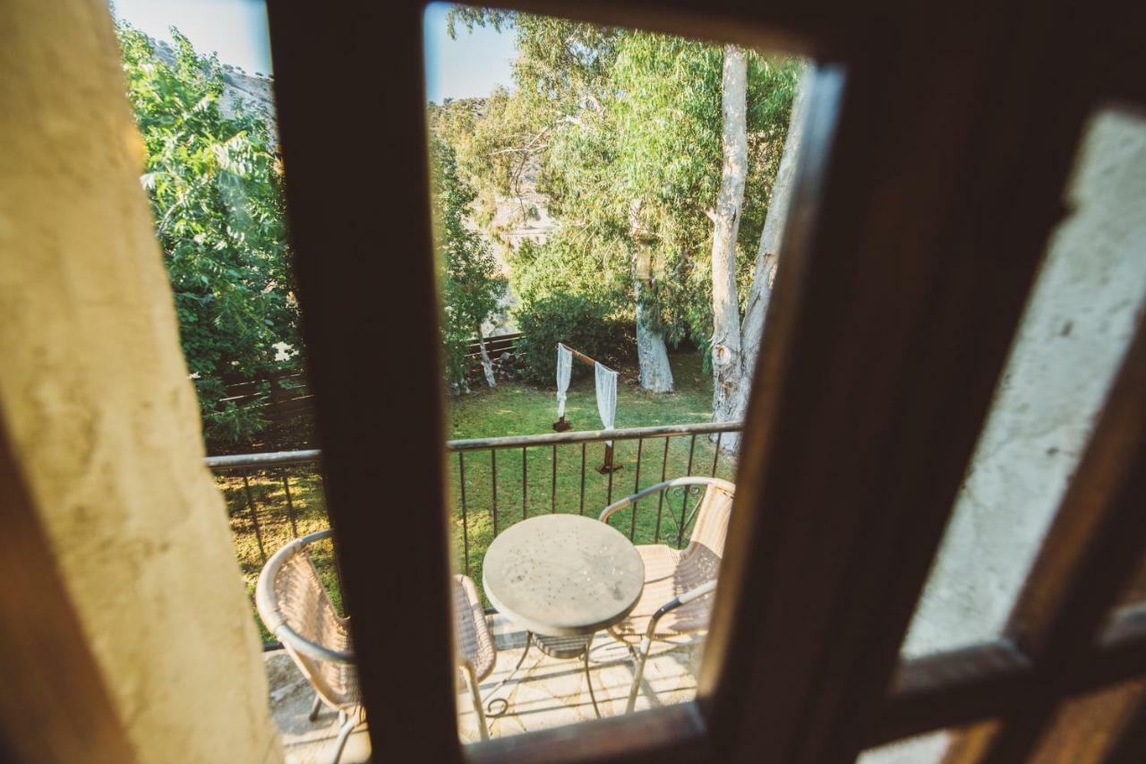 Vasilias Nikoklis Inn Nikoklia Exterior photo